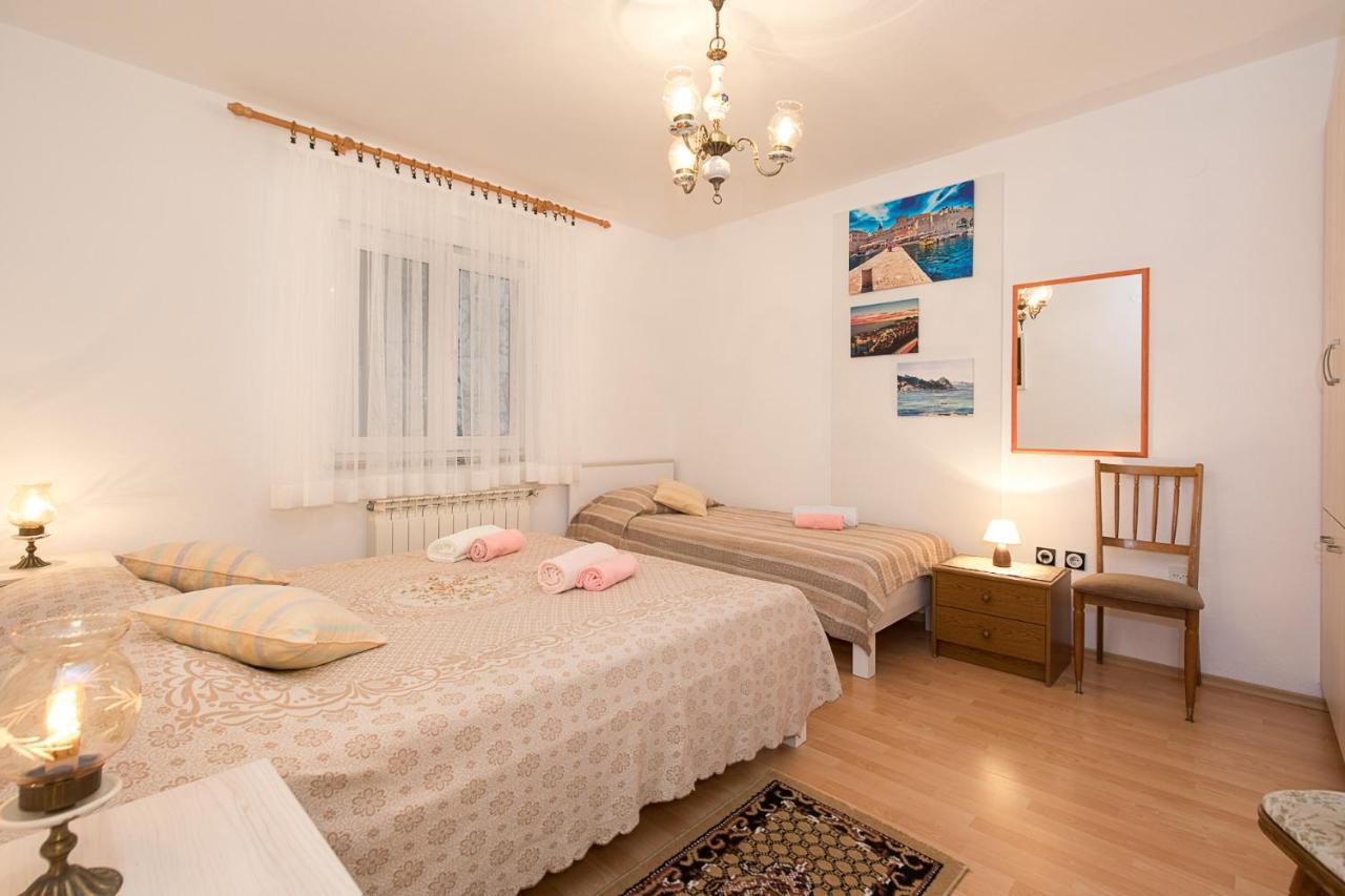 Apartment Stefano Vrh  Kültér fotó
